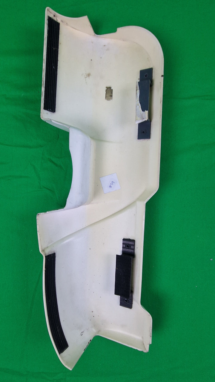 Side deksel Burstner 2004 venstre