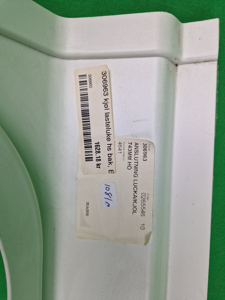 Kjøl lasteluke høyreside bak