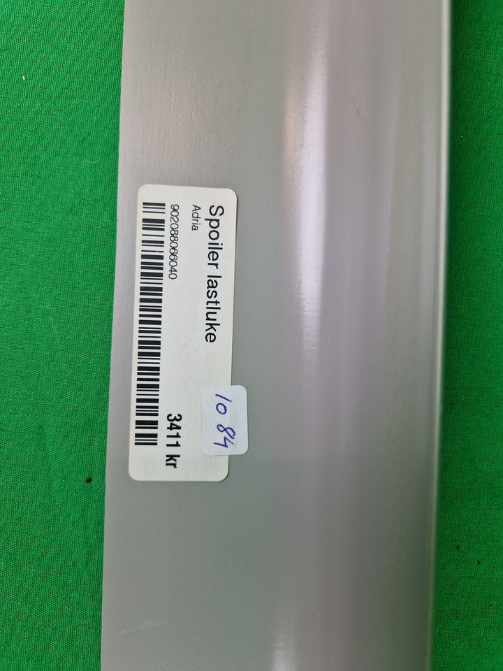 Spoiler lasteluke Adria