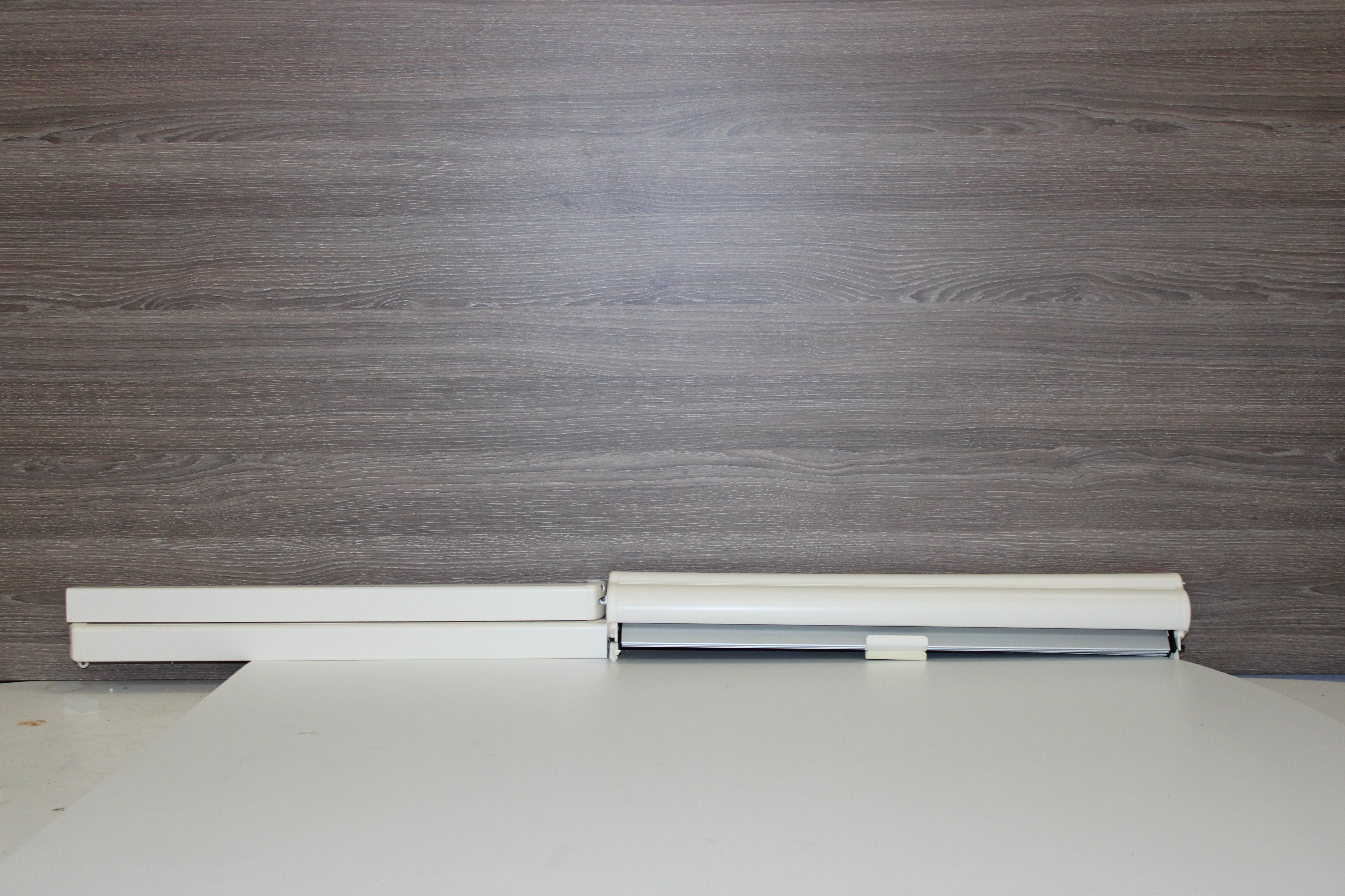 Gardinkasett 500X500 mm RAL 9001 Hymer