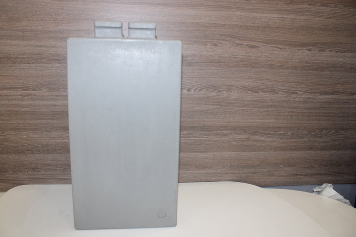 Boks oppbevaring toalett tank c200
