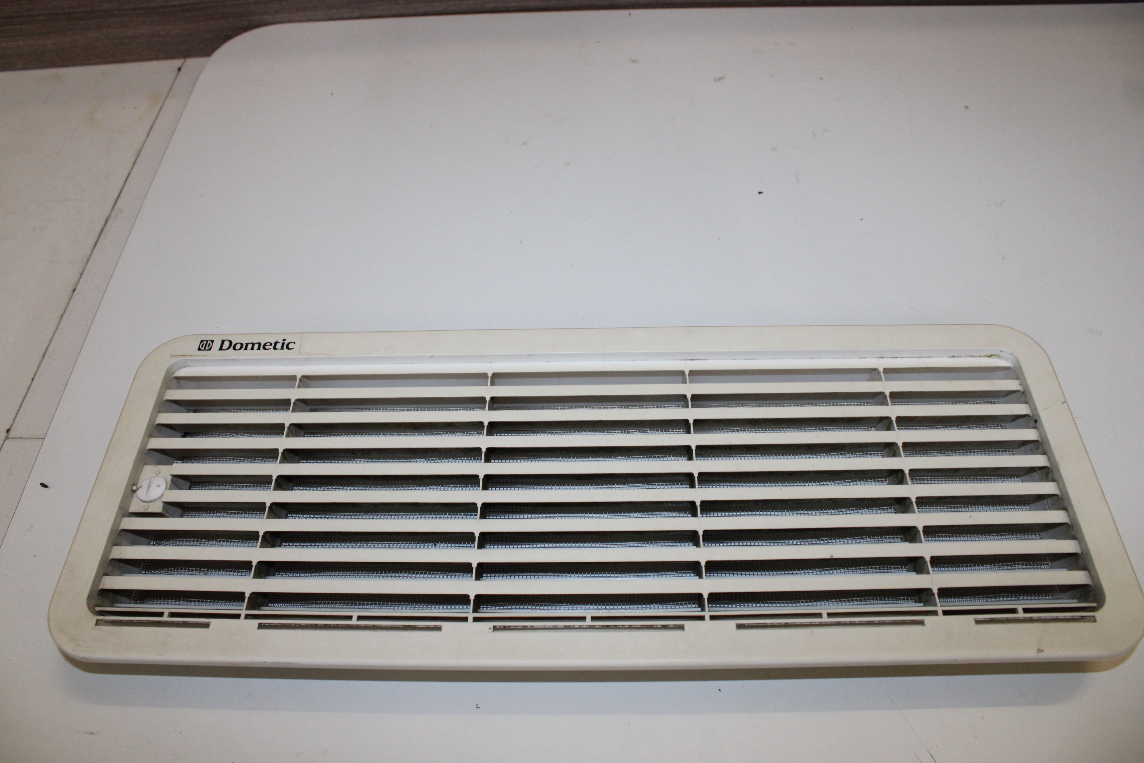 Dometic ventilasjons gitter