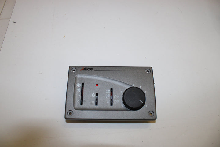 Alde 3000 manøverpanel