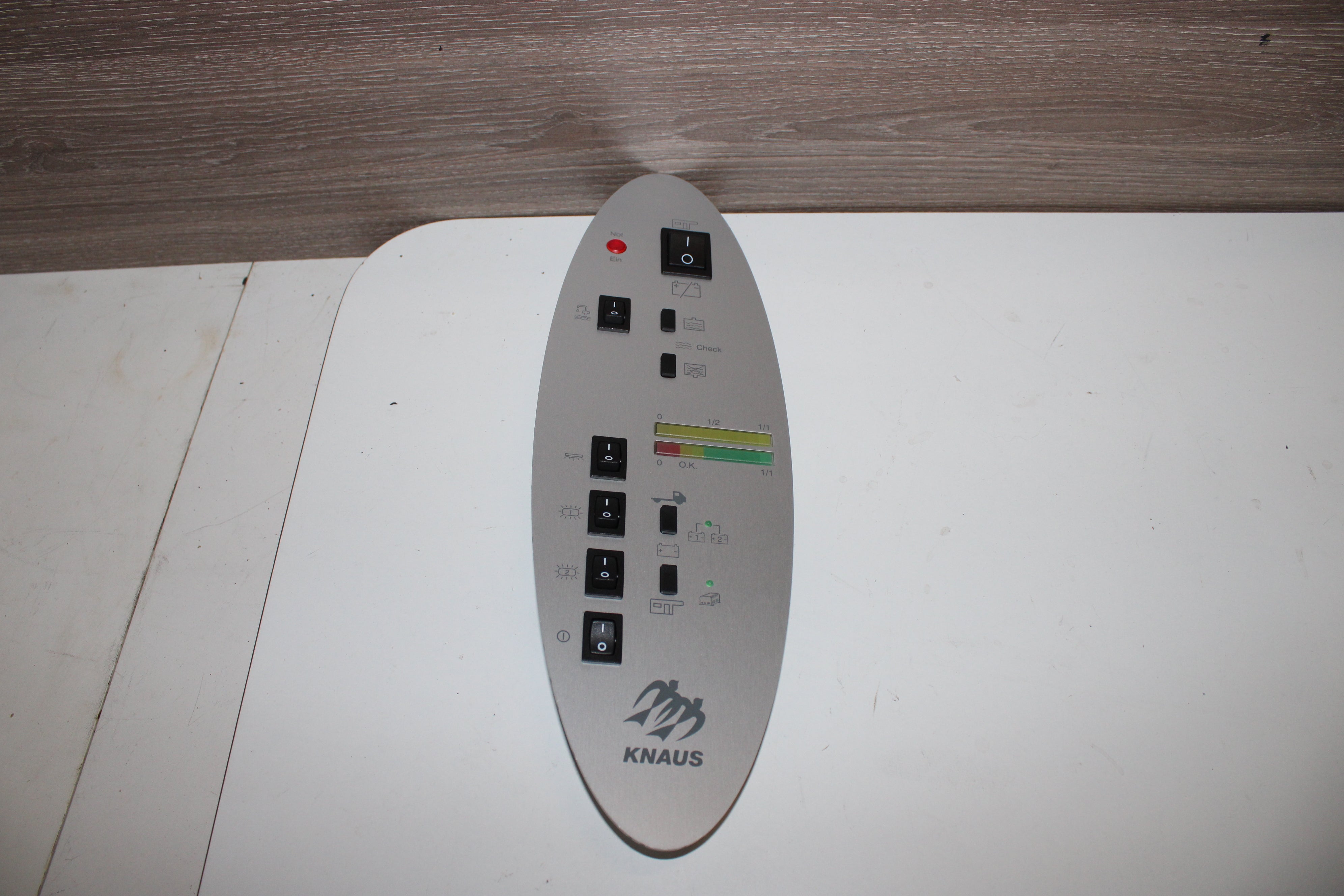 Panel betjening Knaus Bobil