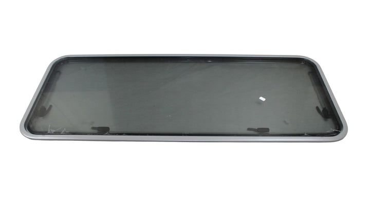 Vindu av ukjent merke